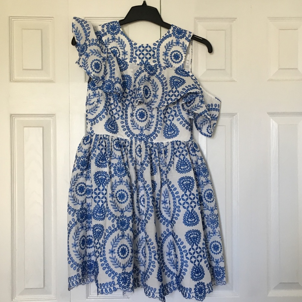BEAUTIFUL MIDI DRESS!!